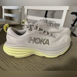 Women’s Hoka Bondi 8 Shoes Size 9